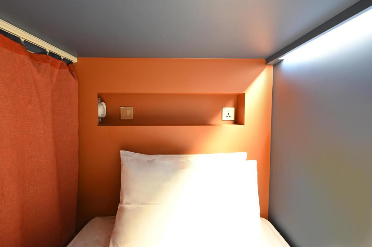 Dream Chaser Boutique Capsule Hotel Singapur Zewnętrze zdjęcie